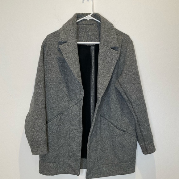 Lululemon Cozy Car Two Buttoned Coat Collared Side Pockets Heather Grey - Picture 12 of 16